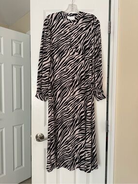 NWT JDY Zebra Maxi Dress